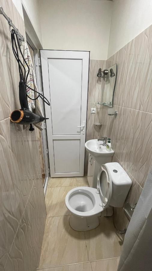 Tamara'S Apartament In Avlabari Tiflis Exterior foto